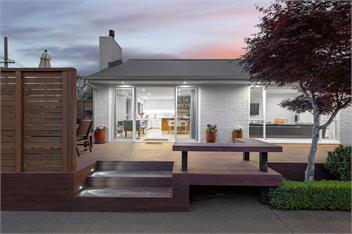 Family Friendly 4BR Home • Near Airport • Free Parking • Large Backyard - Christchurch