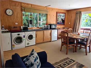 Secluded Rainforest Cottage amongst the Nikau Palms - Punakaiki - Punakaiki