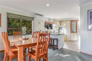 Moetapu Magic (Bachcare) - Picton