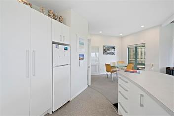Beachfront Getaway (Bachcare) - Waikanae Beach