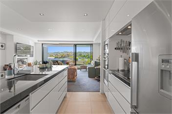 The Moorings Apartment 3 - Walk to the Lake! - Taupo