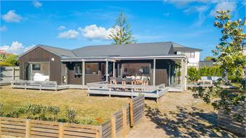Omaha's Shore Thing - Auckland