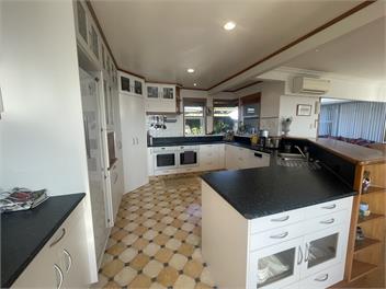 NEW TO THE HOLIDAY MARKET - Waihi Beach