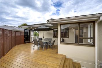 Charming on Cambridge - Taradale - Napier