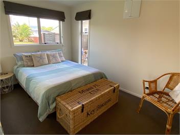 A Modern Kiwi Retreat – Golf Course Views 138 KIWI ROAD WHANGAMATA - WHANGAMATA