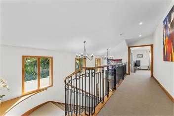 Omaio - TAUPO - Indoor Heated Pool, Spa Pool, Cinema Room, Lake Views - Taupo