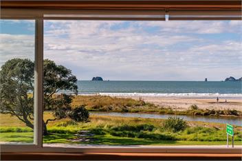 Seaview Studio Apartment - 