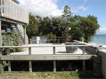Absolute Beachfront Bliss - Hawkes Bay