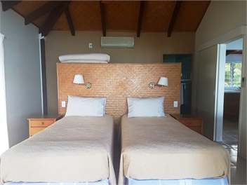 Iro's Beach Villa | Absolute Beachfront | TITIKAVEKATONGA - Rarotonga