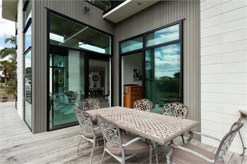 Luxury Beach Getaway - Waihi Beach
