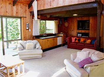 Lakeside Villa (Bachcare) - Lake Rotoiti
