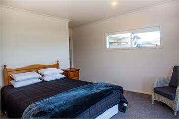 Waterfront Wonder (Bachcare) - Matarangi