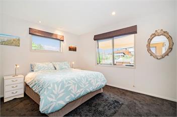 The Blue Rendevous (Bachcare) - Whangamata