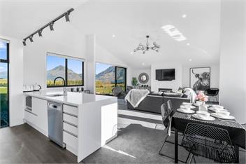 A Remarkable Stay (Bachcare) - Queenstown