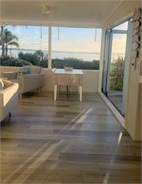 Blue Berry Bach - Stunning beach front location - Hihi