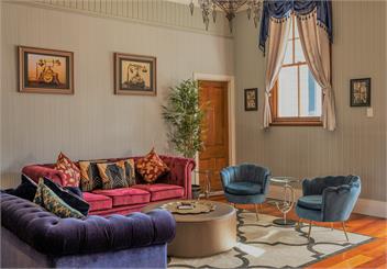Ruapehu's gorgeous 5-7 Bdr OLD POST OFFICE with Sauna & SpaPool - Tongariro National Park Region