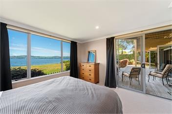 Lakeside Vistas Magic (Bachcare) - Rainbow Point