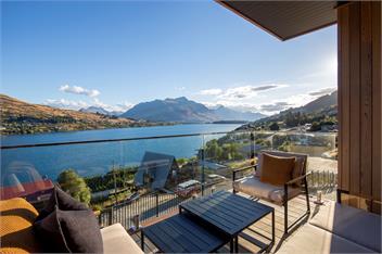 Queenstown Mountain & Lake Views Villa - Queenstown 9300