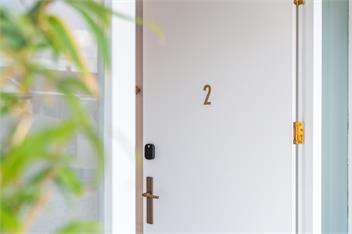 Chic Exec Apart w/Free Parking, Wifi & Netflix - Auckland 1071