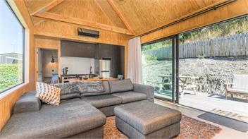 Picture Perfect (Bachcare) - Queenstown