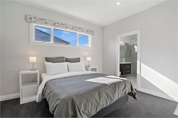 Stylish Serenity (Bachcare) - Martinborough