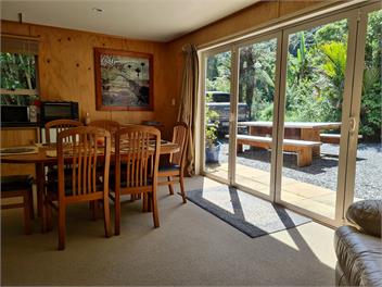 Secluded Rainforest Cottage amongst the Nikau Palms - Punakaiki - Punakaiki