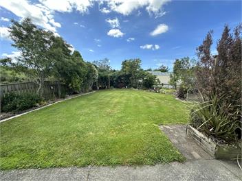 Egmont Downs - Totara Lodge - New Plymouth