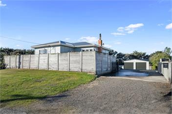 Ocean Breeze (Bachcare) - Foxton
