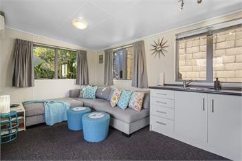 Hector's Tiny House (Bachcare) - Duvauclle,Robinson's Bay