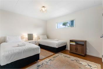 Seaview Escape - Beachfront Whangamata - Whangamata