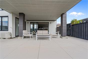 Beachfront Paradise (Bachcare) - Papamoa