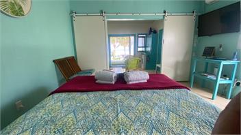 ShineAwayHomes-AC beachside - Rarotonga