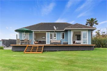 Serene Cove Escape (Bachcare) - Waipu