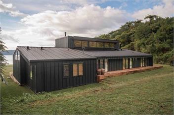 Lakefront Luxury at Okere Falls Lake Rotoiti - Rotorua