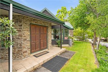 Tranquil Tipperary (Bachcare) - Arrowtown