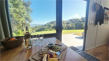Hosts on the Coast Fernhaven Cabin - Whitianga