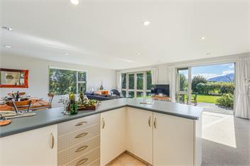 Vineyard View (Bachcare) - Blenheim