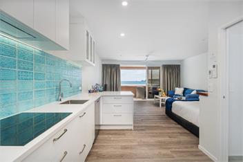 Seaview Studio Apartment - 