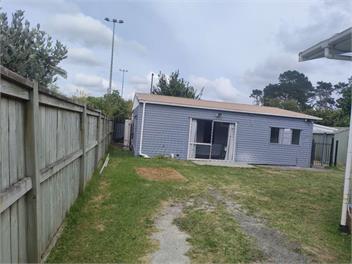 Small 3 bedroom Garden Chalet B - 