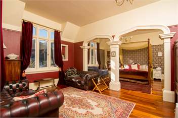Warwick House - Boutique Hotel Bayview Suite - Nelson