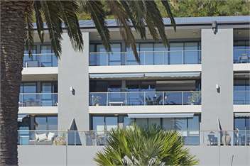 Waterfront Escape - Nelson