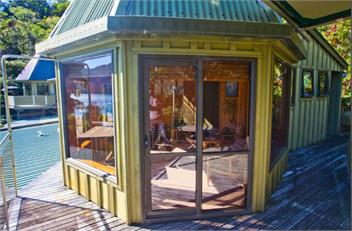 Aroha - Bythell's Bay / Spectacular Holiday Home for Families - Queen Charlotte Sound