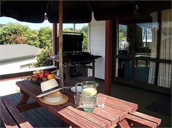 Relax at Pauanui (Bachcare) - Pauanui
