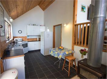 Kanuka House (Bachcare) - Kaiteriteri