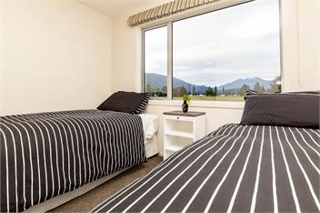 Poppa Pete's (Bachcare) - Te Anau