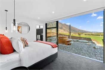 A Remarkable Stay (Bachcare) - Queenstown