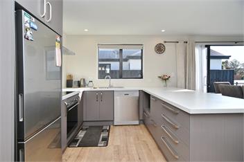 Thomas Townhouse - Christchurch