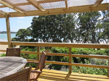 Kotare Kottage - Beachfront Escape - Northland
