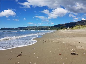 Coastal Chic in Pohara - Sea Views - Perfectly Positioned - Takaka