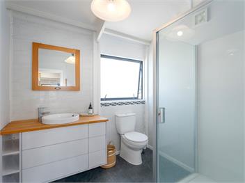 Spacious Family Getaway (Bachcare) - Whangamata